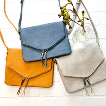 Load image into Gallery viewer, Crossbody Bag