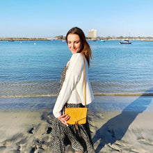 Load image into Gallery viewer, Crossbody Bag