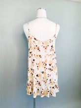 Load image into Gallery viewer, Vintage Floral Baby Doll Dress
